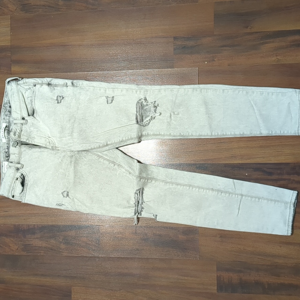 PacSun Men’s Stacked Skinny Light Gray Wash Ripped Jeans